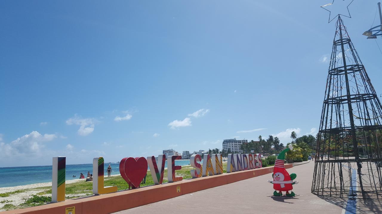 Islander'S Blue House Hotel San Andrés Exterior foto